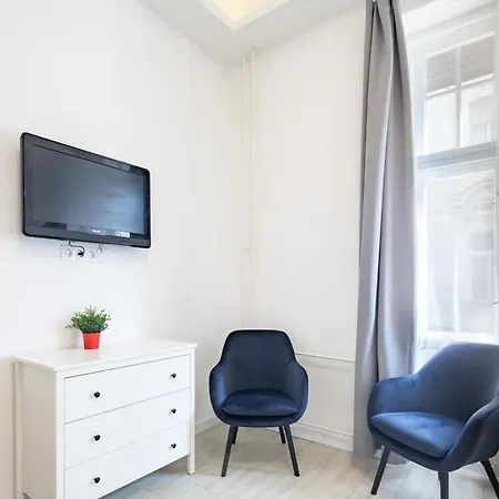 Apartment Explore From *