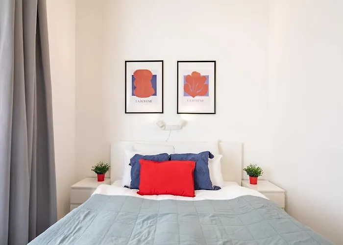 Apartament Explore From